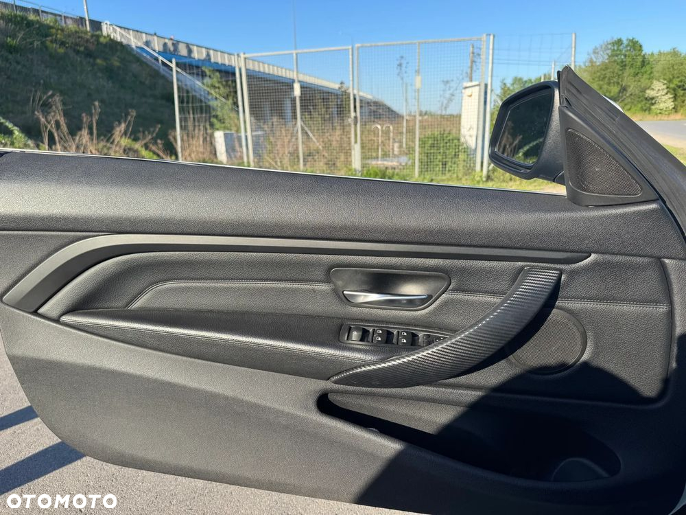 BMW Seria 4 435i Cabrio M Sport - 17