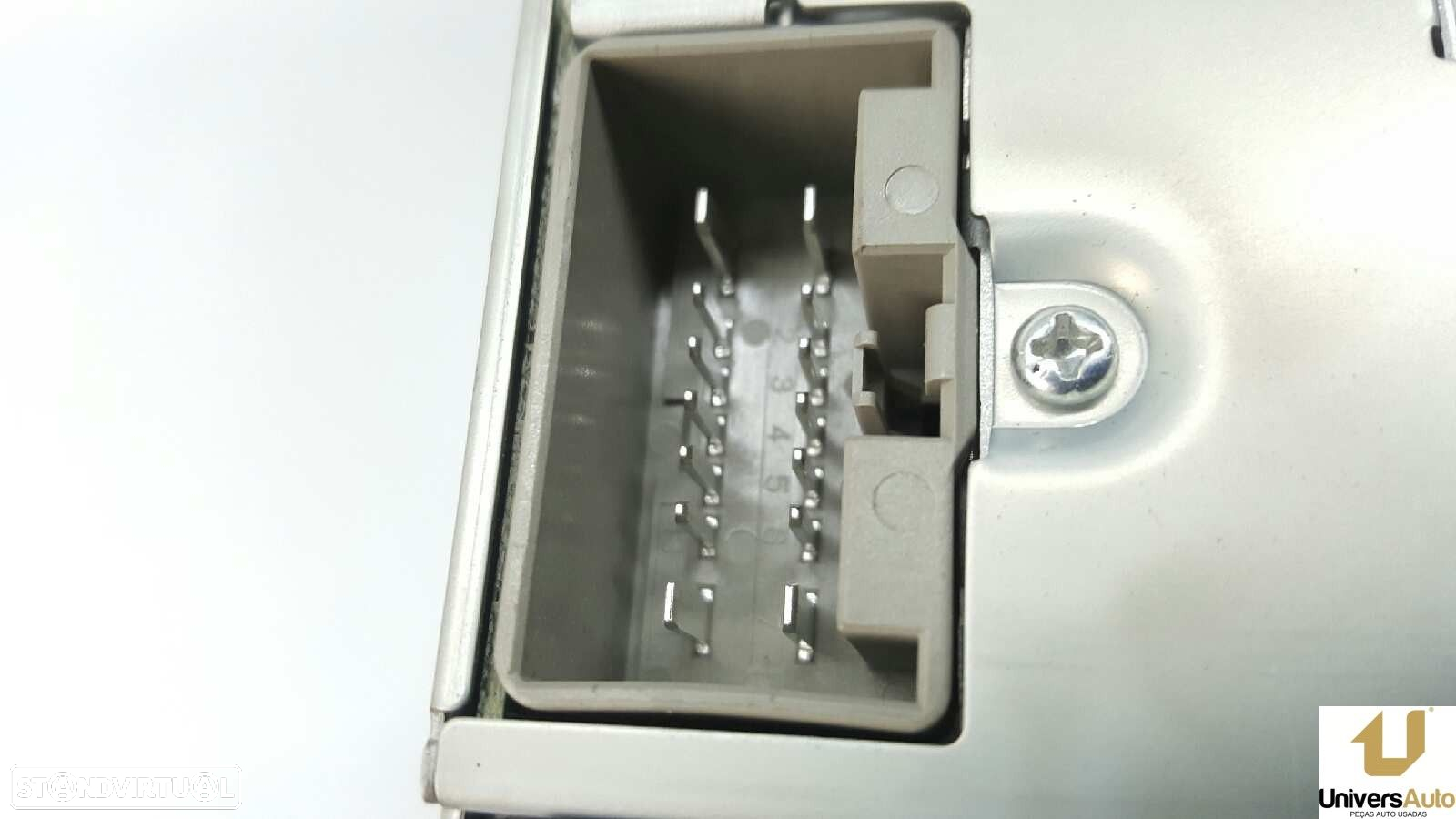 SISTEMA AUDIO / RADIO CD VOLVO XC90 D5 SUMMUM (5 ASIENTOS) (136KW) - 2