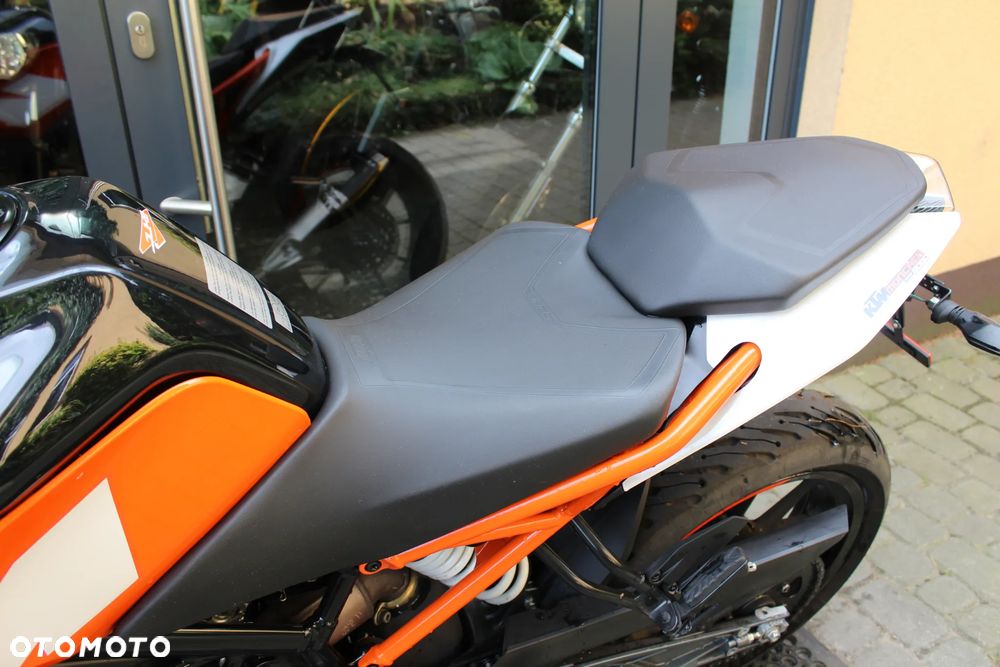 KTM Duke 125 - 10