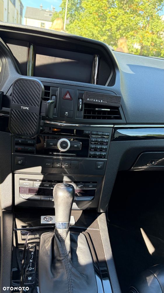 Mercedes-Benz Klasa E 500 - 16