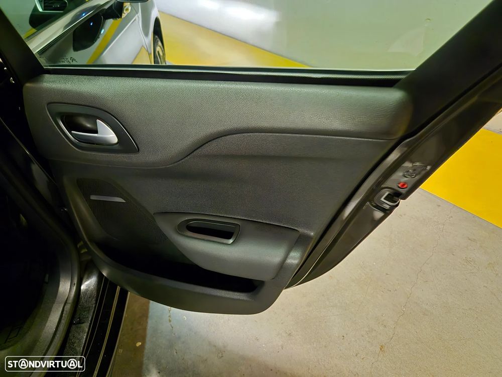 Citroën DS4 1.6 e-HDi So Chic - 31