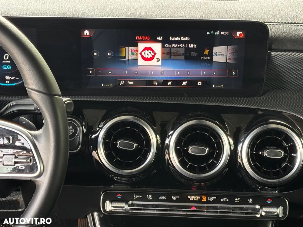 Mercedes-Benz CLA 250 - 19