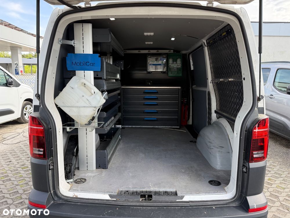 Volkswagen Transporter - 23