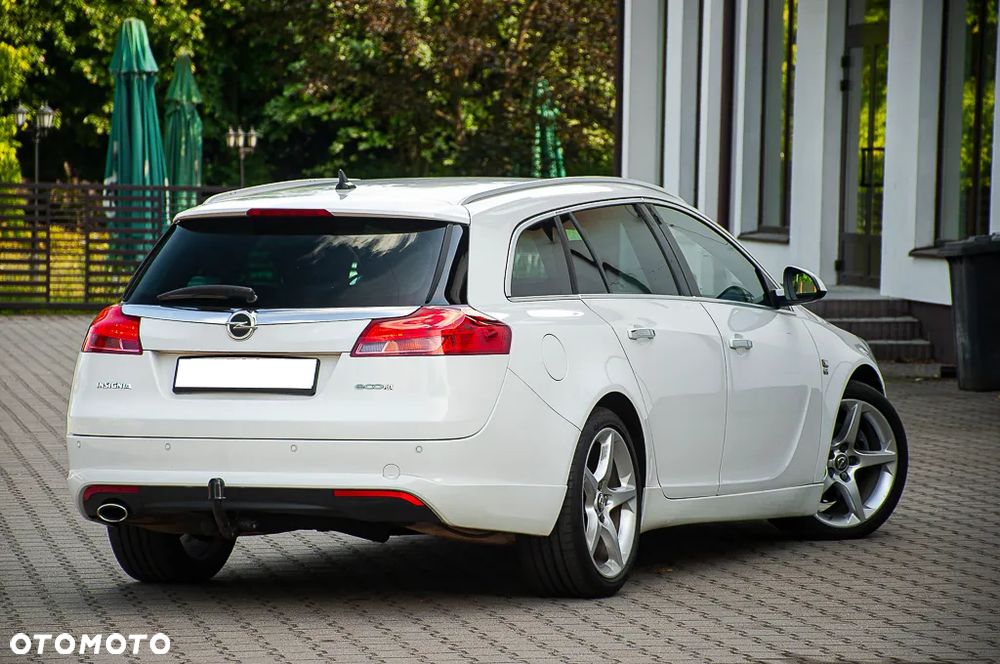 Opel Insignia 2.0 CDTI - 12