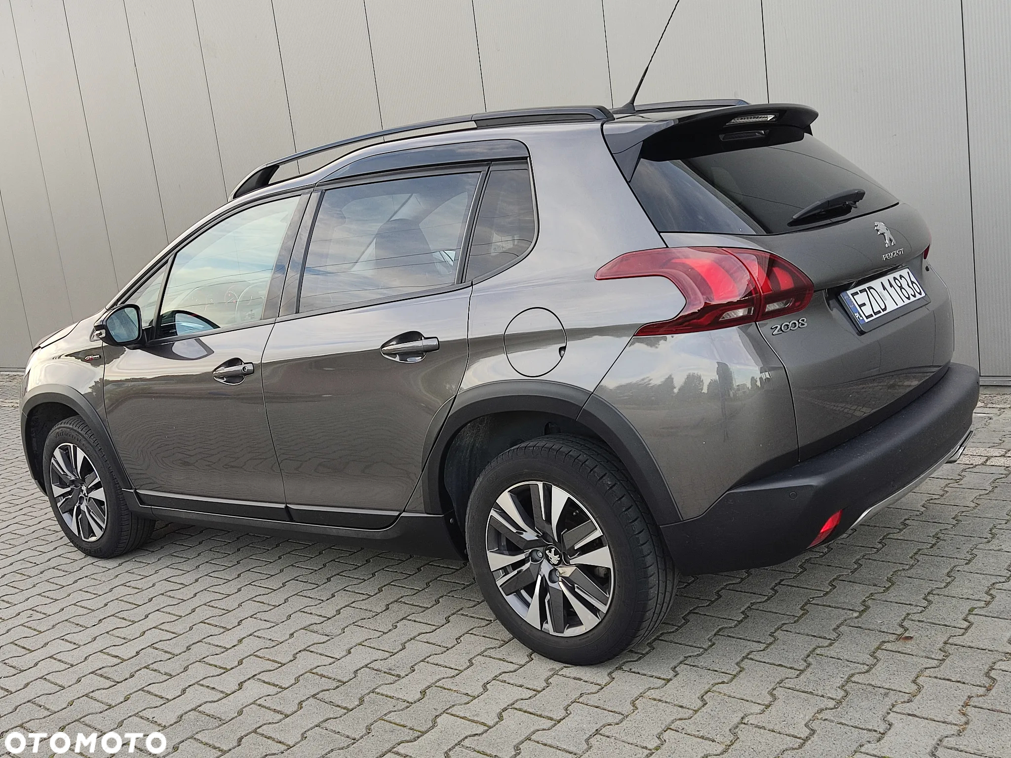 Peugeot 2008 1.2 Pure Tech Crossway S&S - 11
