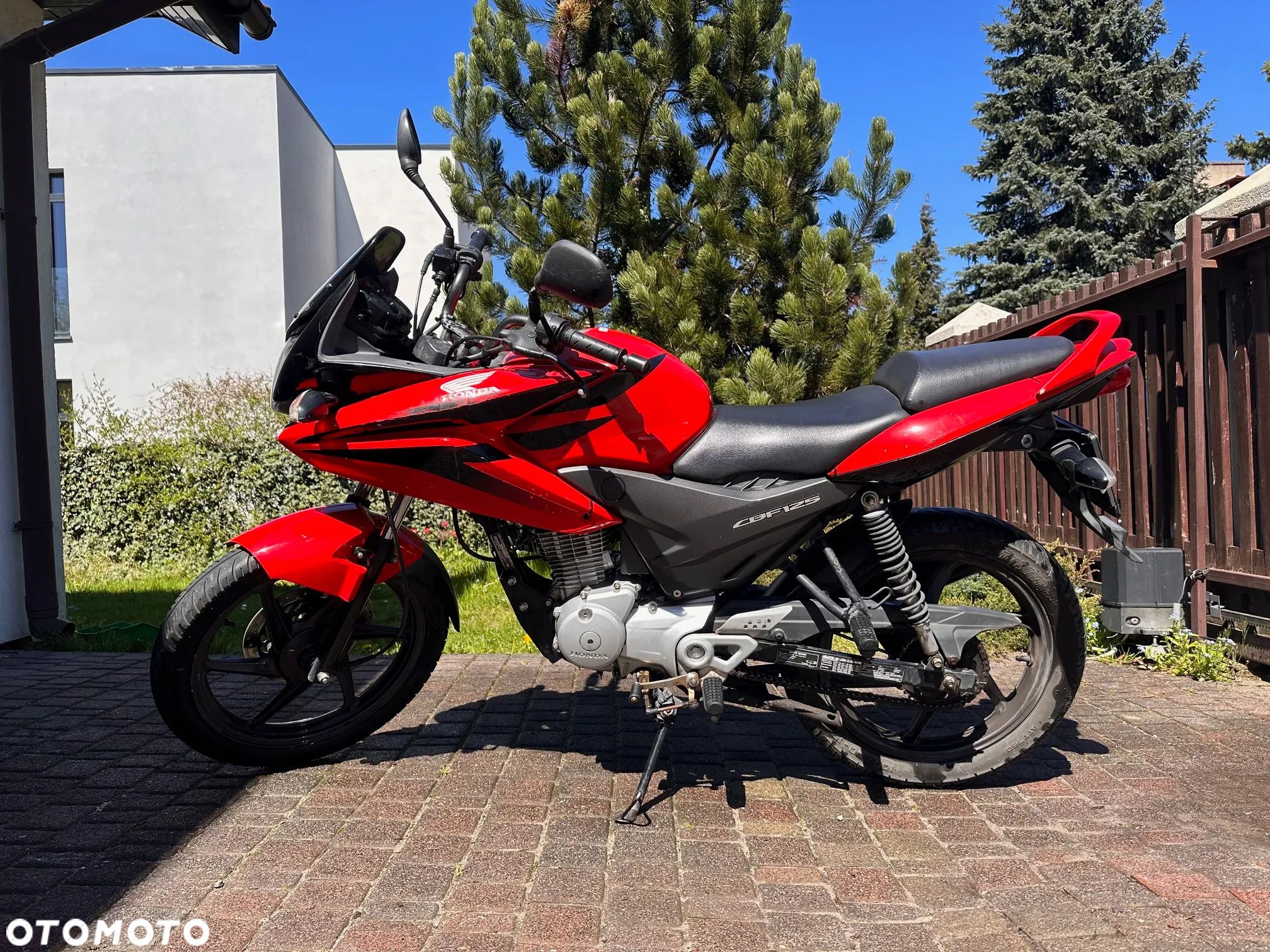 Honda CBF - 1