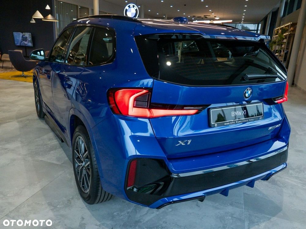 BMW X1 sDrive20i mHEV - 8