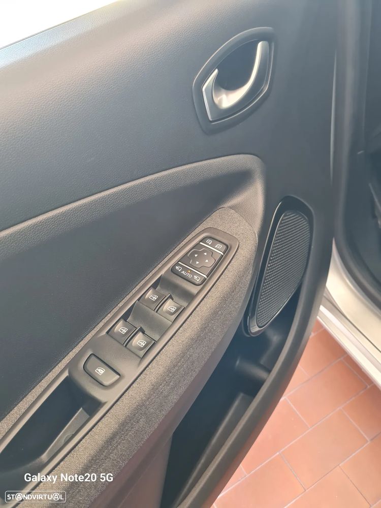 Renault Zoe (c/ Bateria) Exclusive 50 - 5