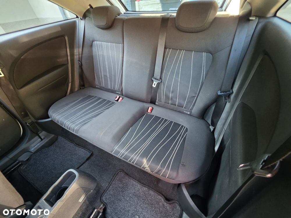 Opel Corsa - 10