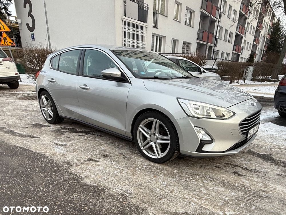 Ford Focus 1.5 TDCi SYNC Edition - 17