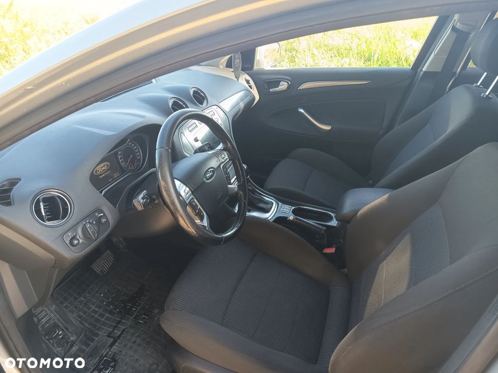 Ford Mondeo 2.0 TDCi Titanium - 12