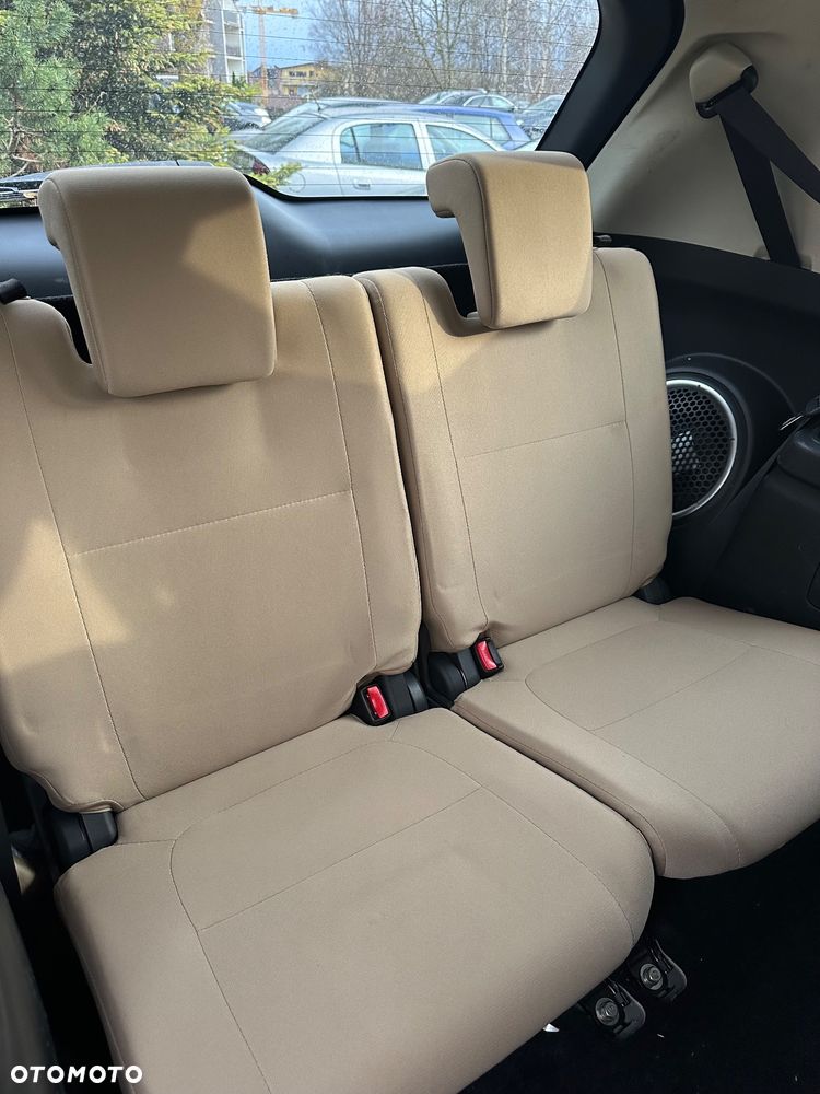 Mitsubishi Outlander 2.0 Intense + CVT - 15