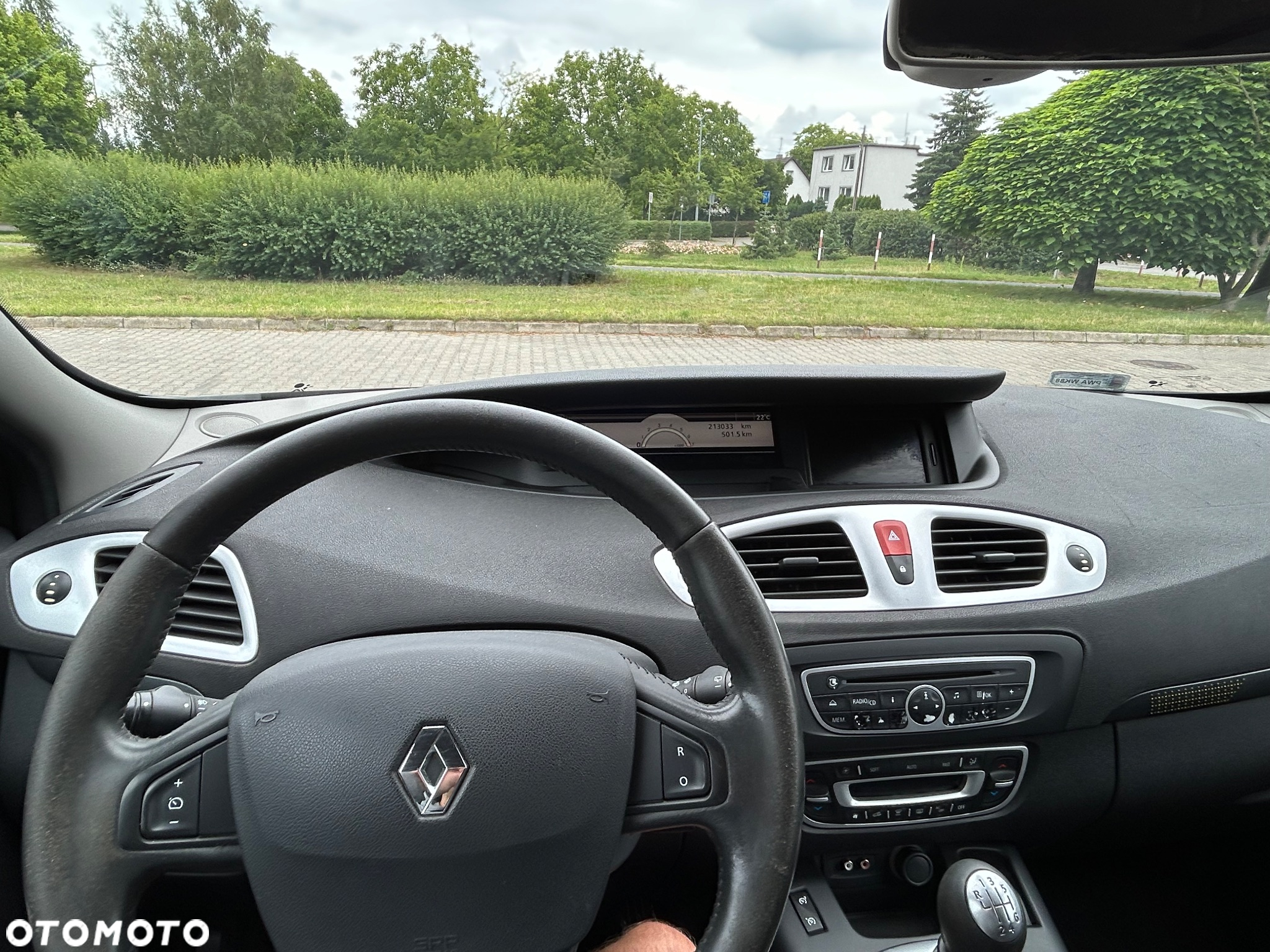 Renault Scenic 1.4 16V TCE Bose Edition - 9