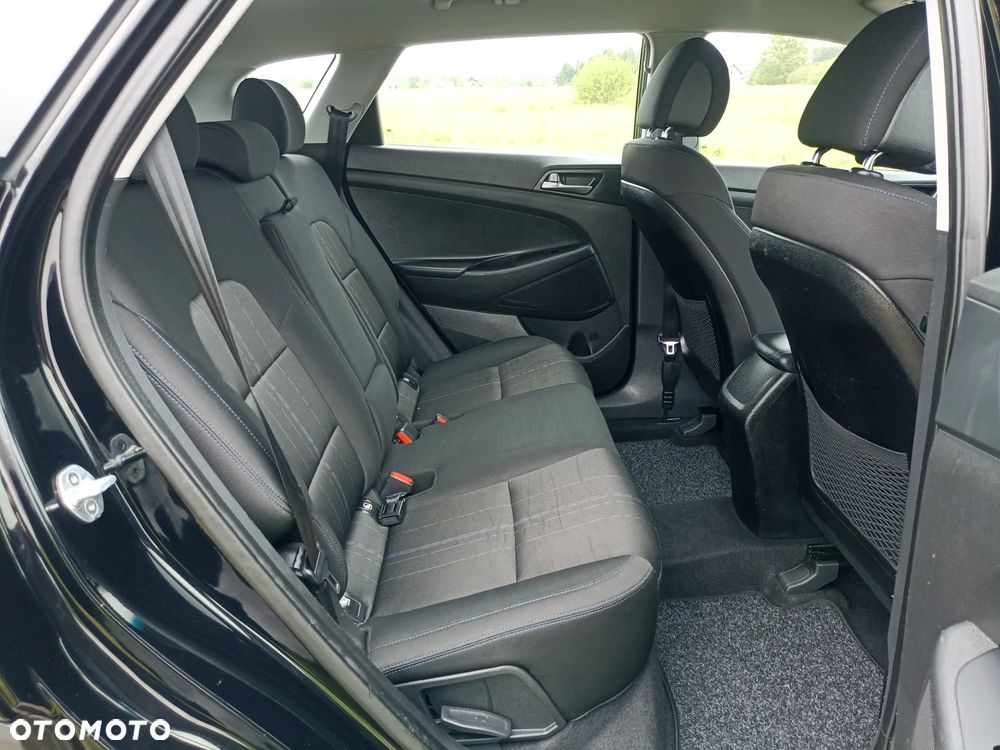 Hyundai Tucson blue 1.6 GDi 2WD Navi - 23