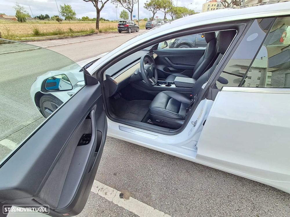 Tesla Model 3 Standard Range Plus RWD - 5