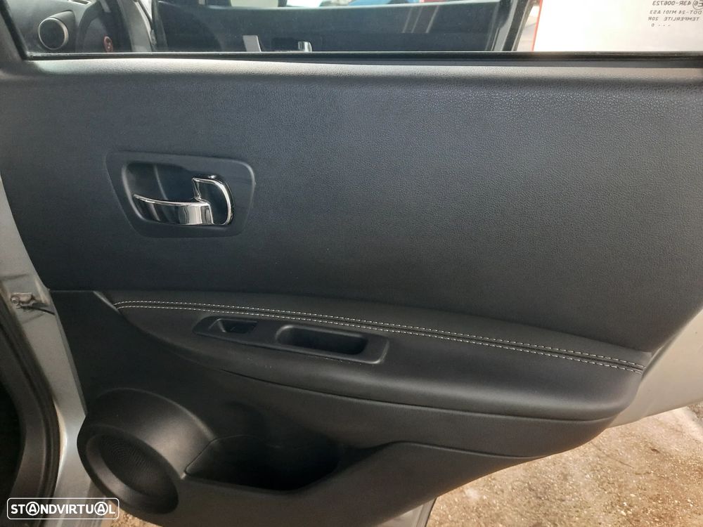 Nissan Qashqai 1.5 dCi Tekna Sport 18 129g - 37