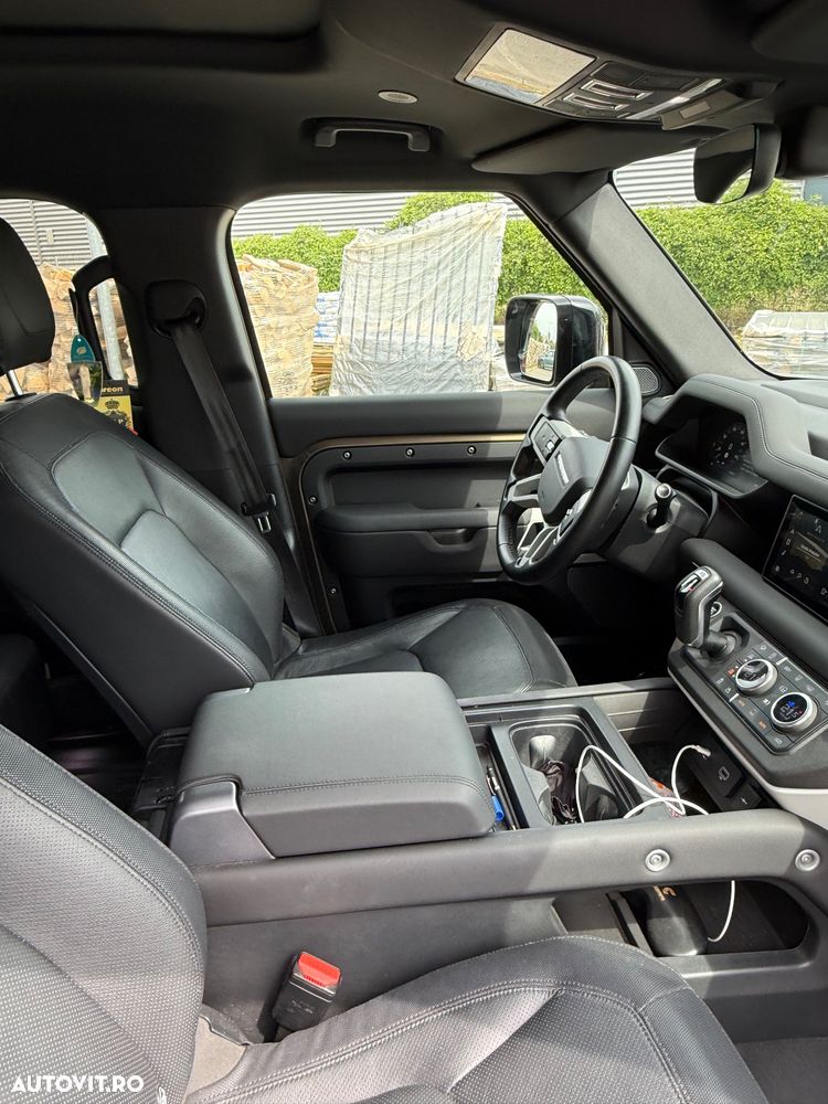 Land Rover Defender 130 3.0 D300 MHEV X - 11