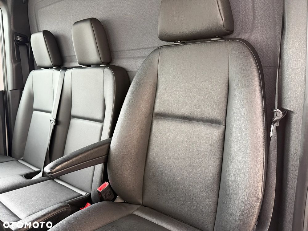 Mercedes-Benz Sprinter 516 Bliźniaki Izoterma Winda - 17
