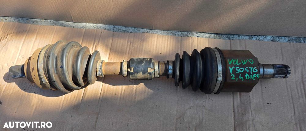 Planetara stanga fata Volvo V50 2.4 Diesel automat 2007 / 2008 2009 - 1