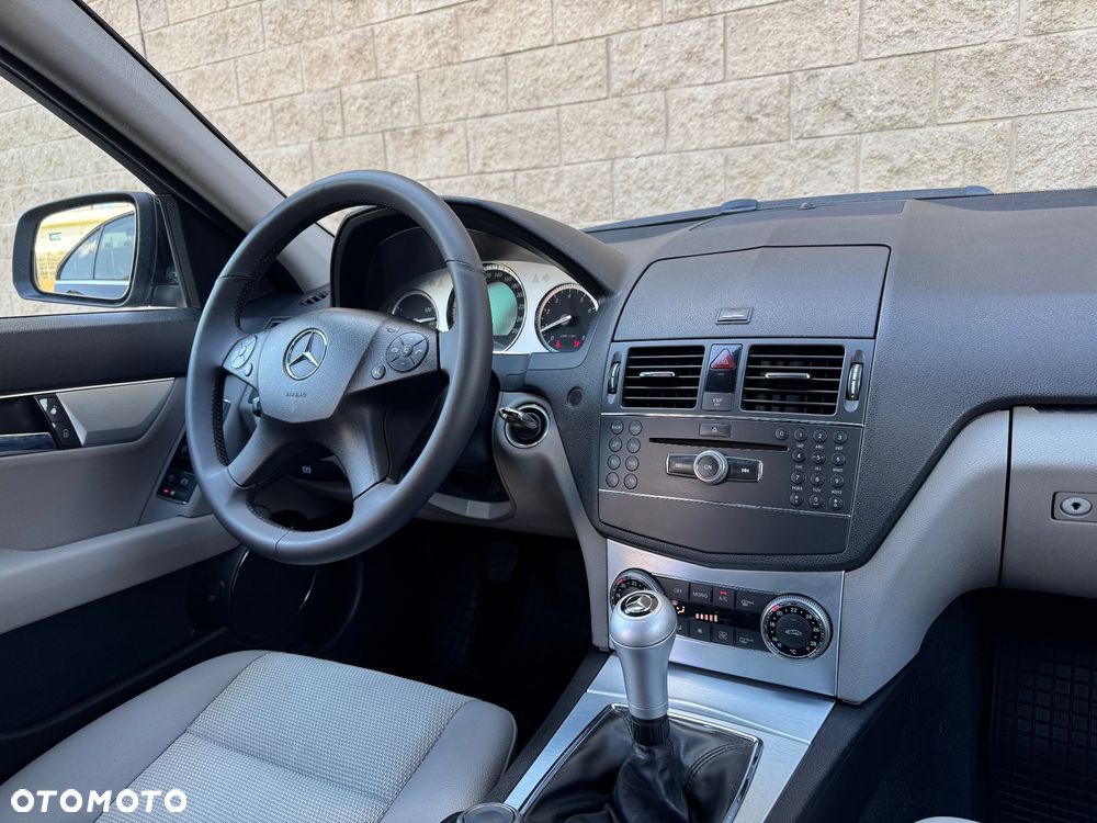 Mercedes-Benz Klasa C 180 Kompressor Avantgarde - 12