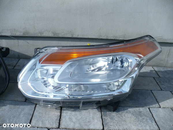 CITROEN C3 PICASSO 09- LAMPA LEWA KOMPL.EU