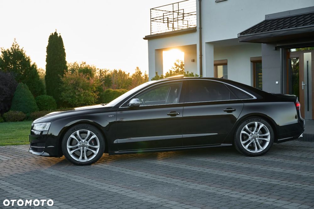Audi S8 4.0 TFSI Quattro - 33