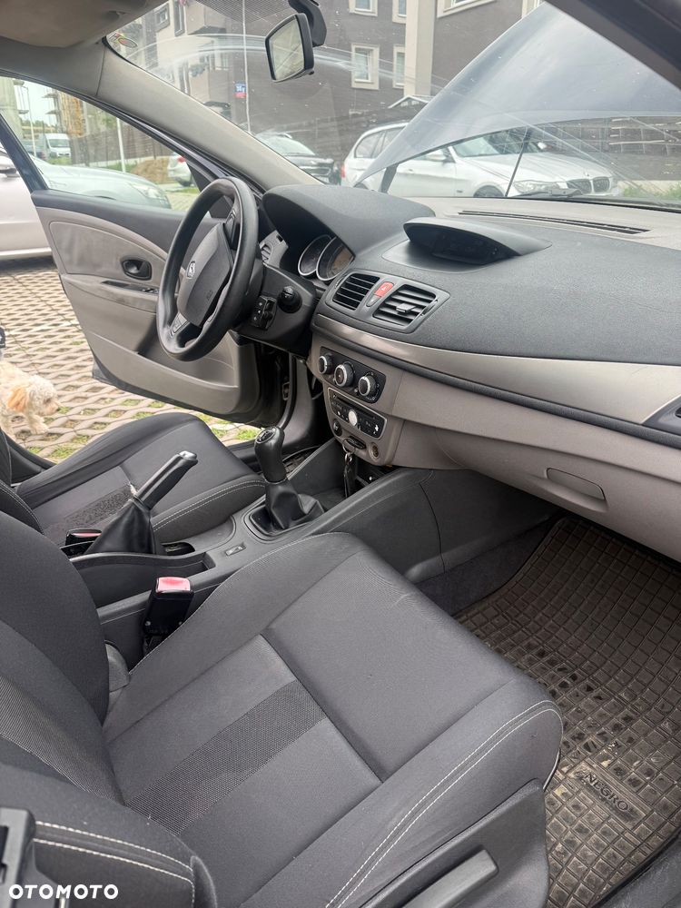 Renault Megane - 16