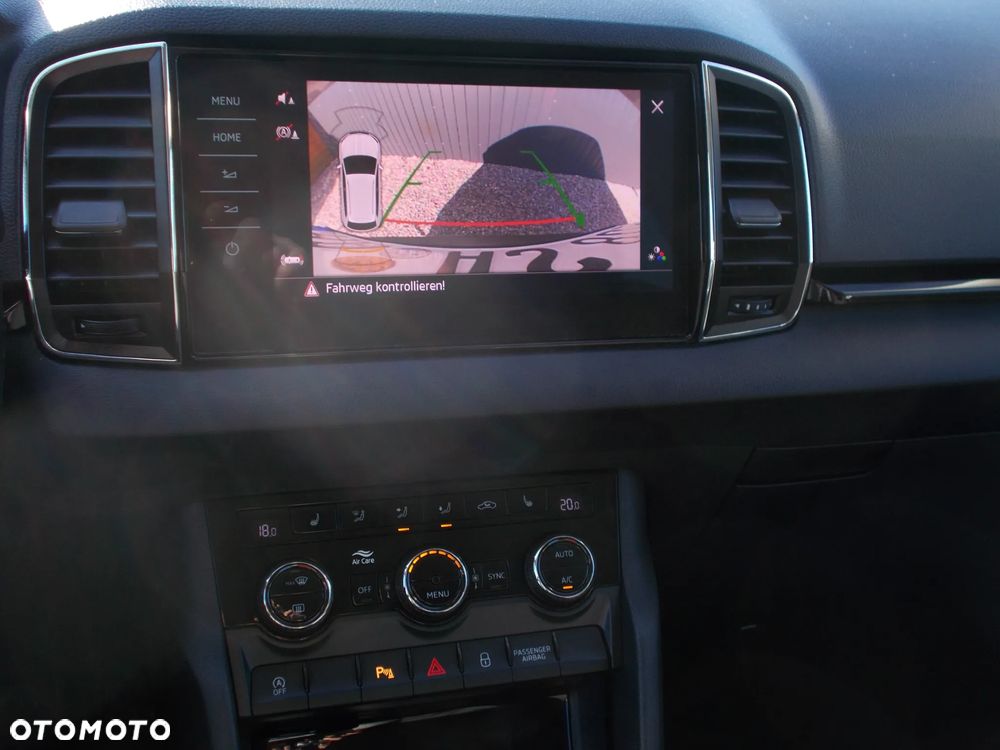 Skoda Karoq 2.0 TDI SCR 4x4 Style - 10