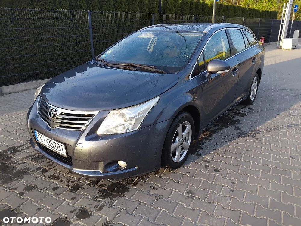 Toyota Avensis 1.8 Sol - 2