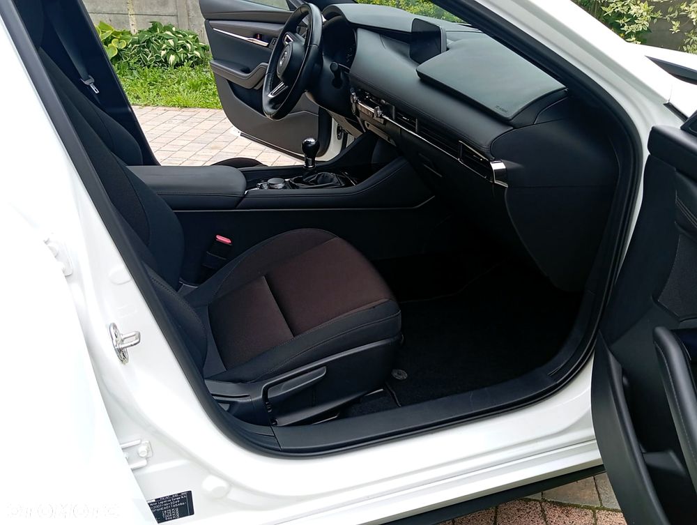 Mazda 3 e-SKYACTIV-G 122 M HYBRID HOMURA - 20