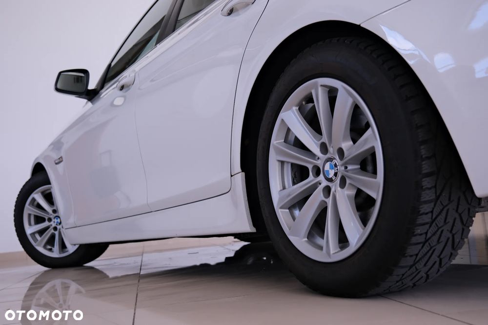 BMW Seria 5 - 17