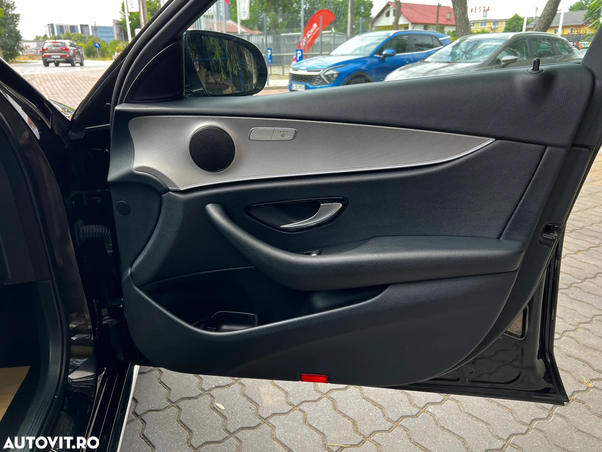 Mercedes-Benz E 200 d Aut. - 34