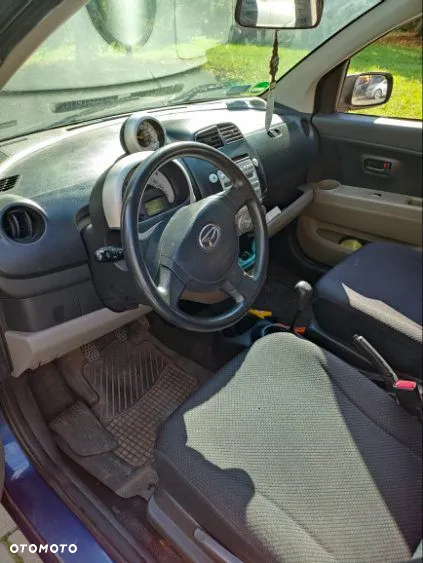 Daihatsu Sirion 1.3 - 4