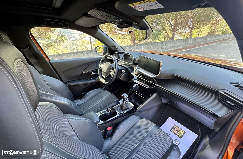 Peugeot 2008 1.5 BlueHDi GT - 12