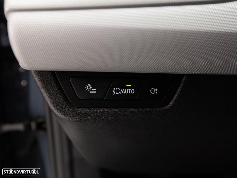 BMW 225xe Active Tourer e xDrive - 17