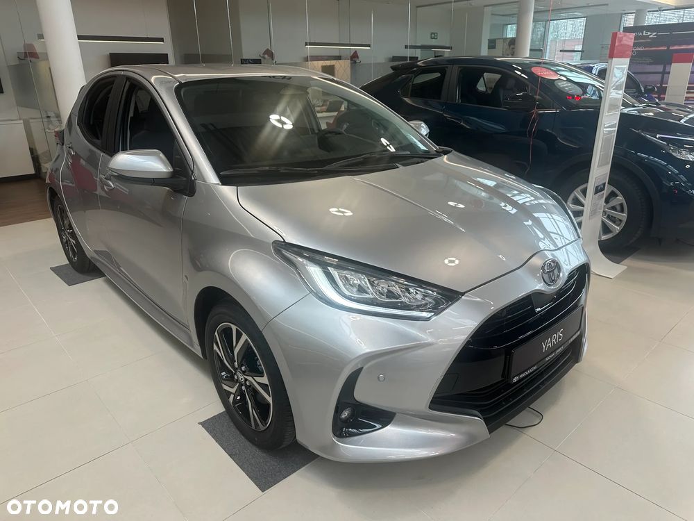 Toyota Yaris ver-hybrid-1-5-selection-style - 3