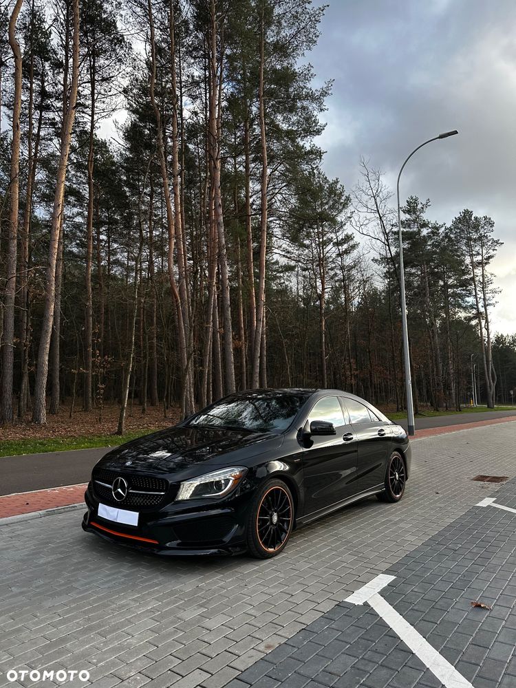 Mercedes-Benz CLA 250 7G-DCT AMG Line - 1