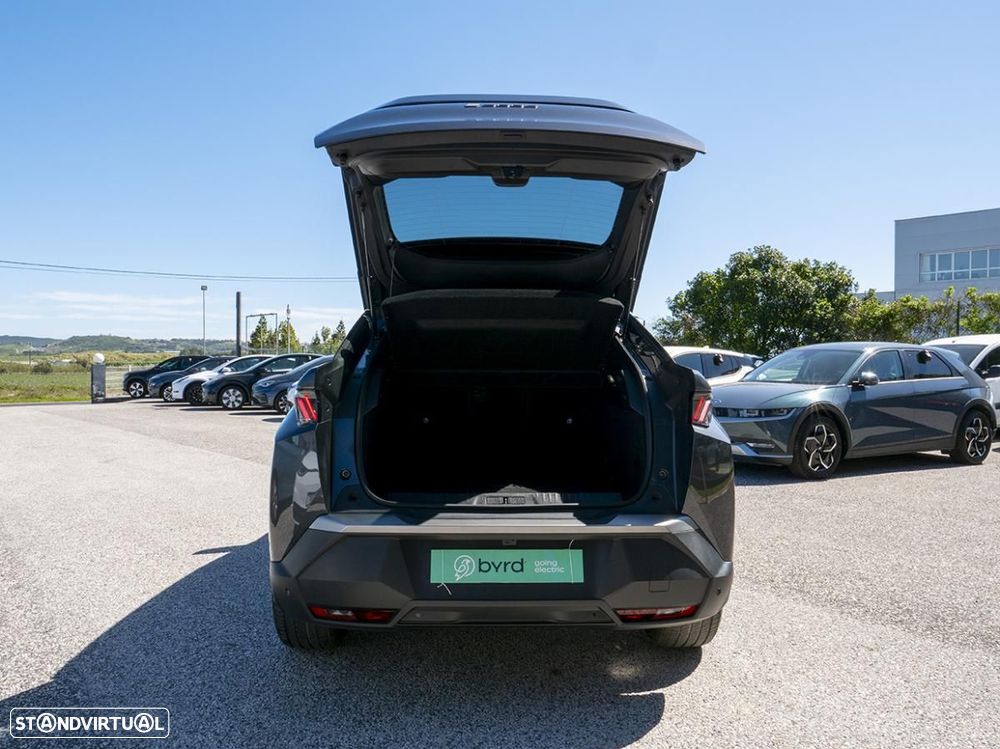 Peugeot E-3008 73 kWh GT - 14