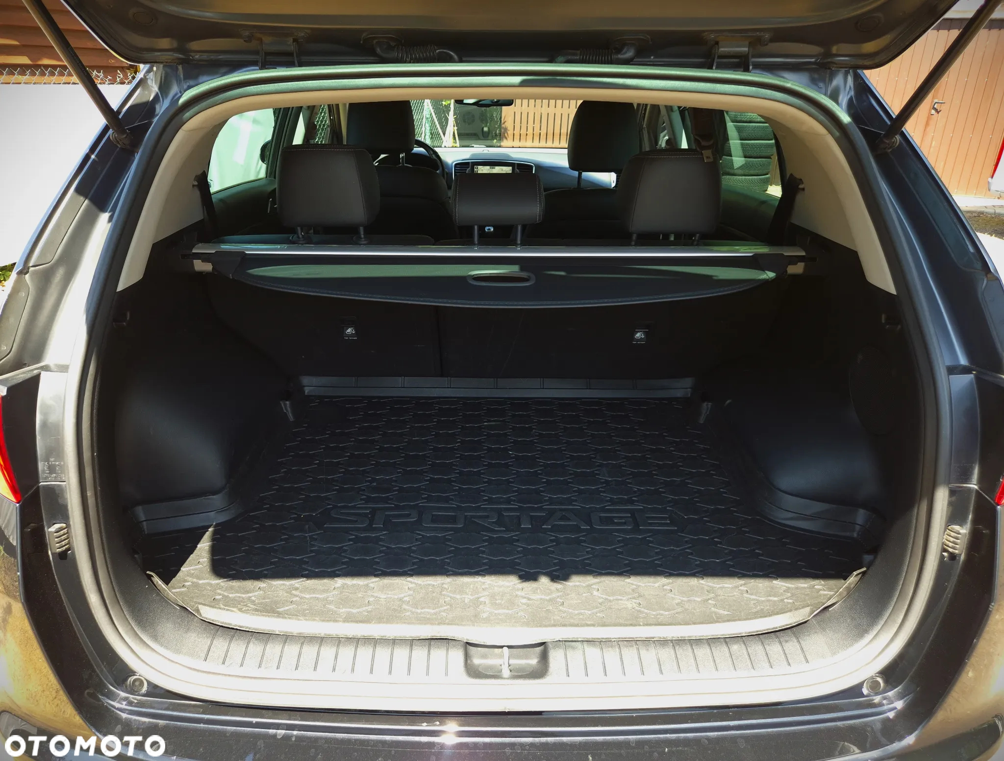 Kia Sportage 1.6 GDI 2WD ISG Spirit - 30