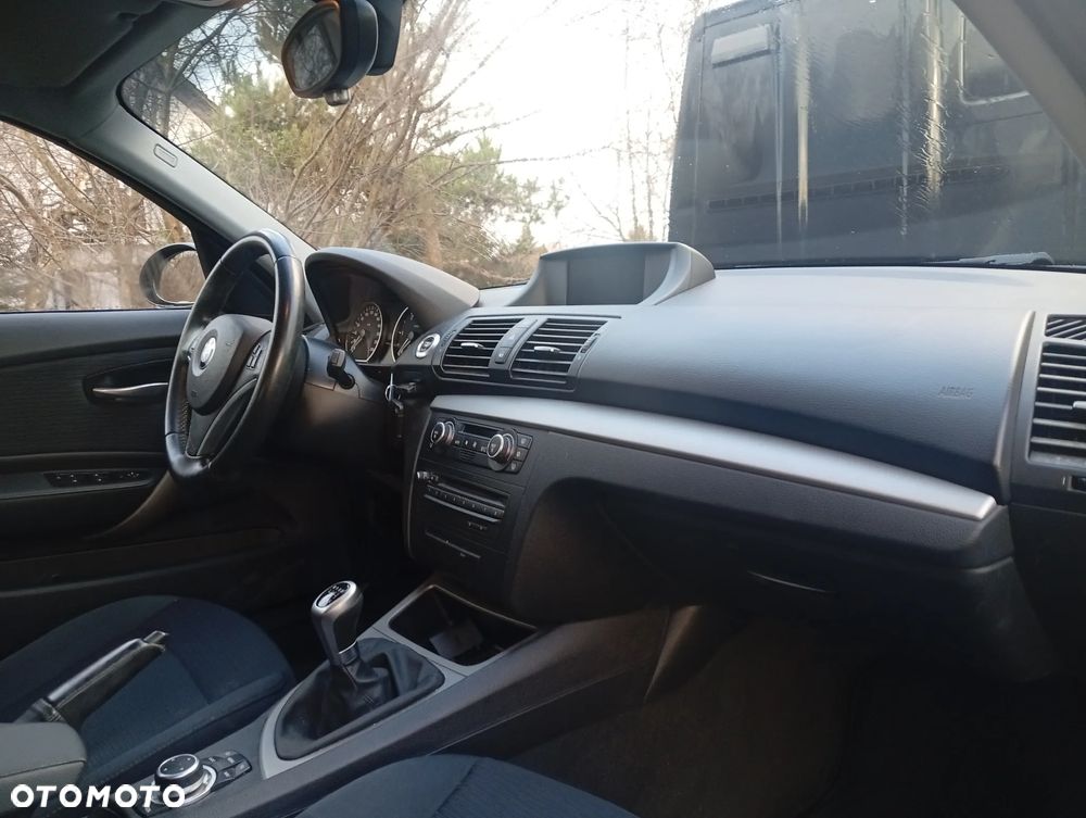 BMW Seria 1 116d DPF Edition Sport - 13