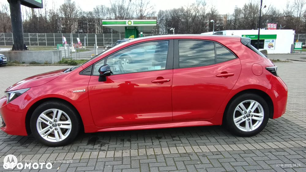 Toyota Corolla 2.0 Hybrid Comfort - 2