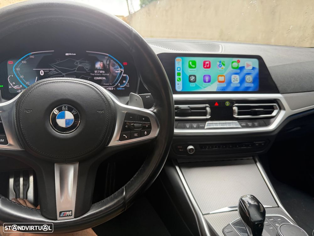 BMW 330 e Pack 50 anos M Auto - 5