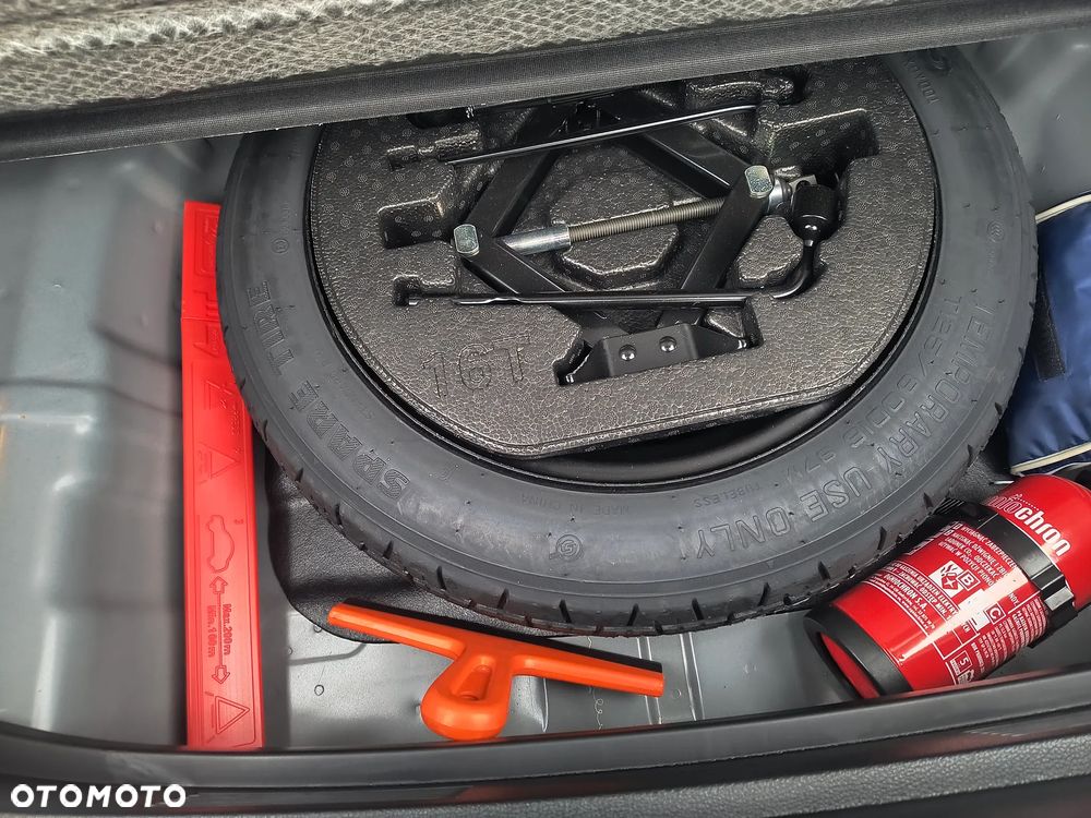 Kia XCeed 1.5 T-GDI Business Line DCT - 12