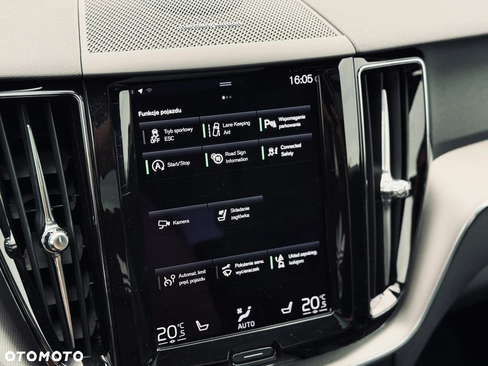 Volvo XC 60 B4 D AWD Ultimate Dark - 30