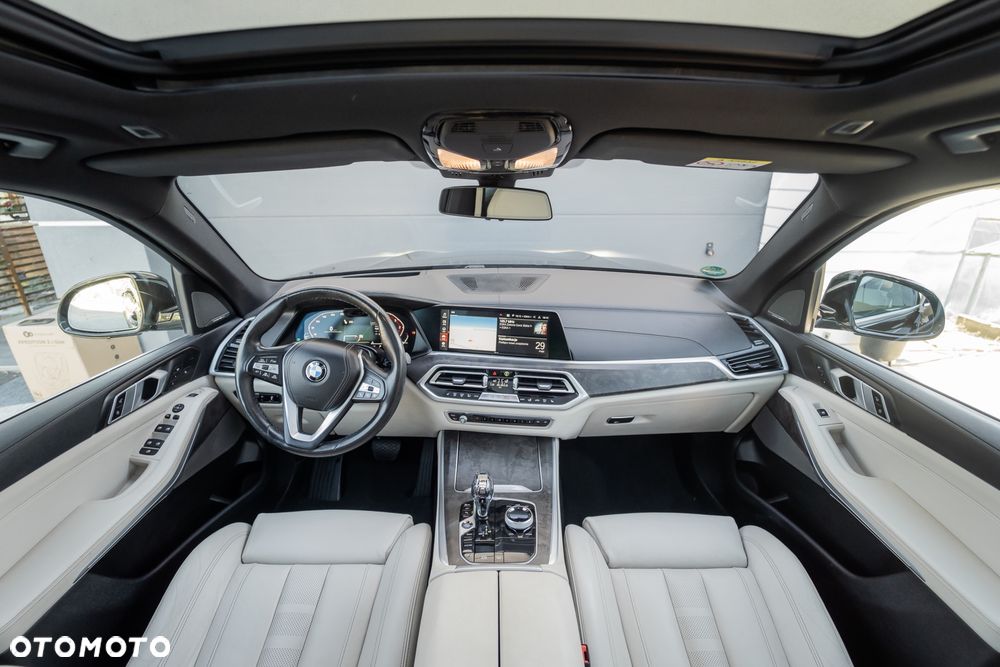 BMW X5 xDrive30d xLine - 27