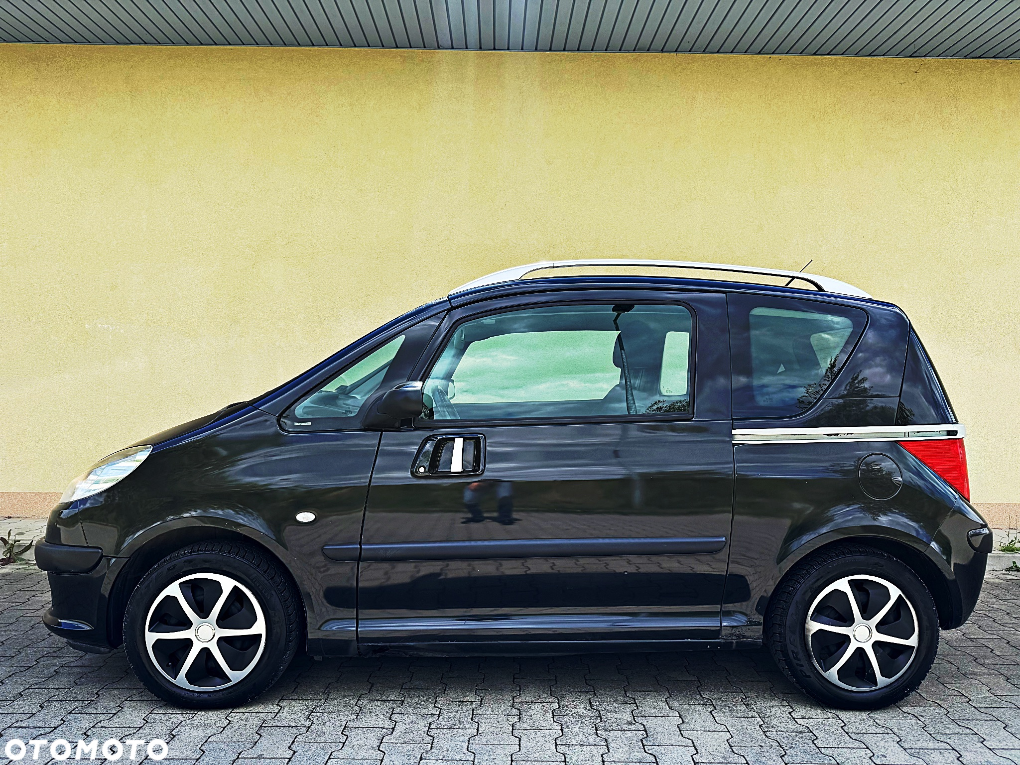 Peugeot 1007 1.4 Trendy - 2