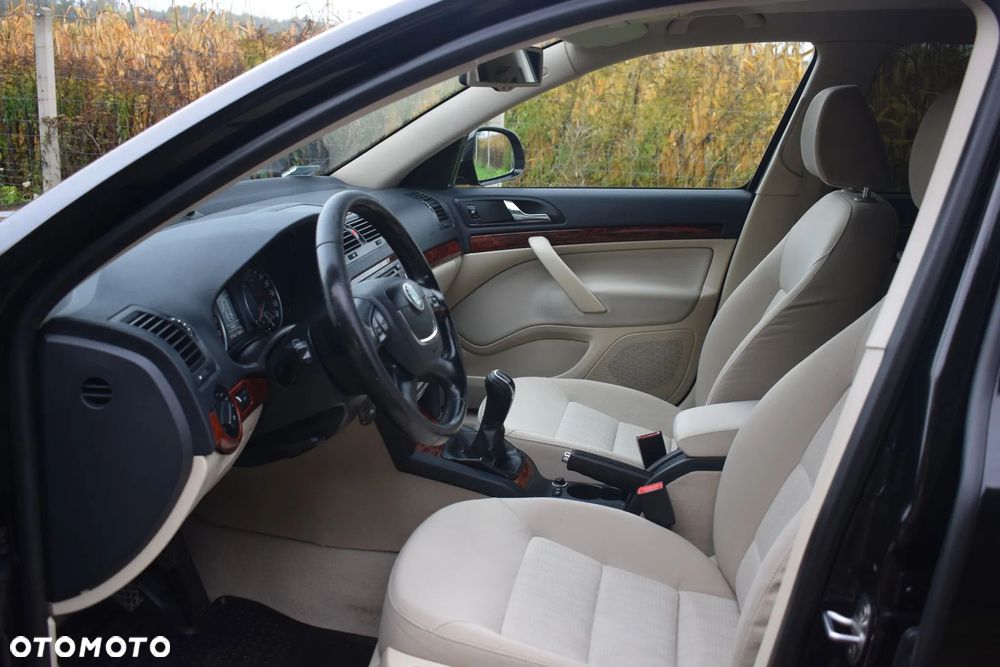 Skoda Octavia 2.0 TDI Elegance - 3