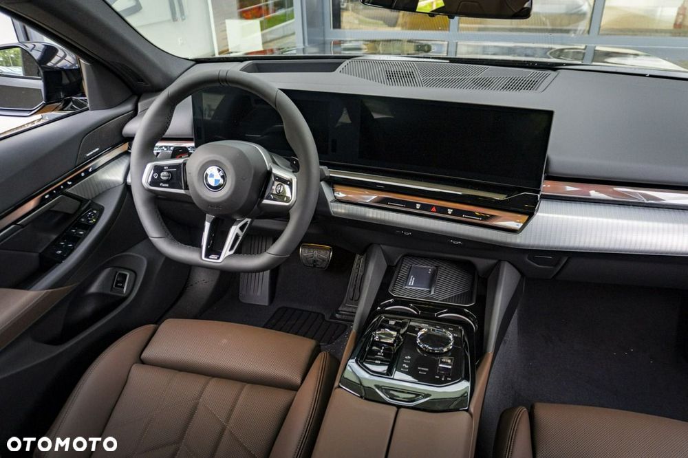 BMW Seria 5 - 21