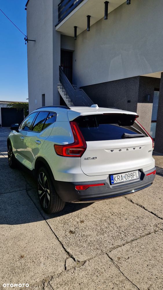Volvo XC 40 B5 AWD Ultimate Dark - 6
