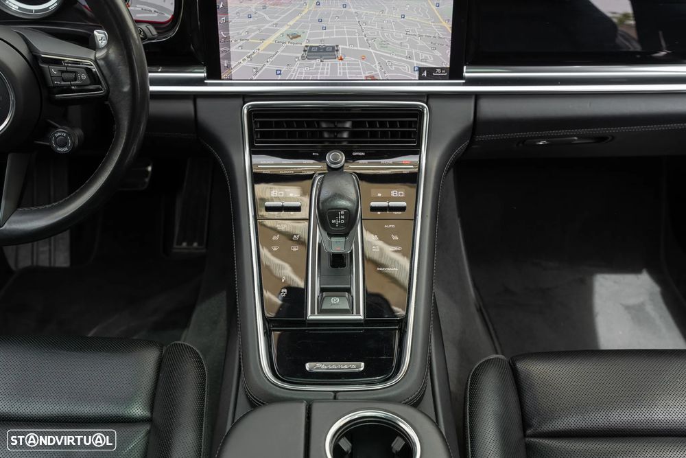 Porsche Panamera Sport Turismo - 30